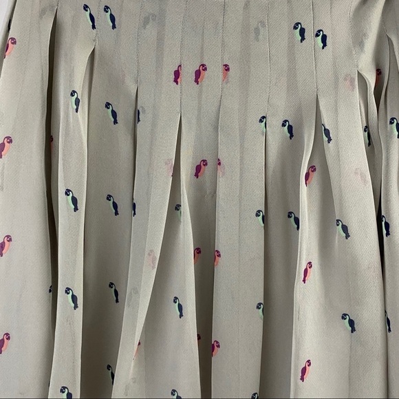 BCBGeneration Gray Skirt Pink & Green Parrot Print - Picture 5 of 8